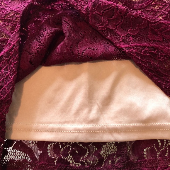 BODYCON LACE MINI DRESS - Picture 7 of 8